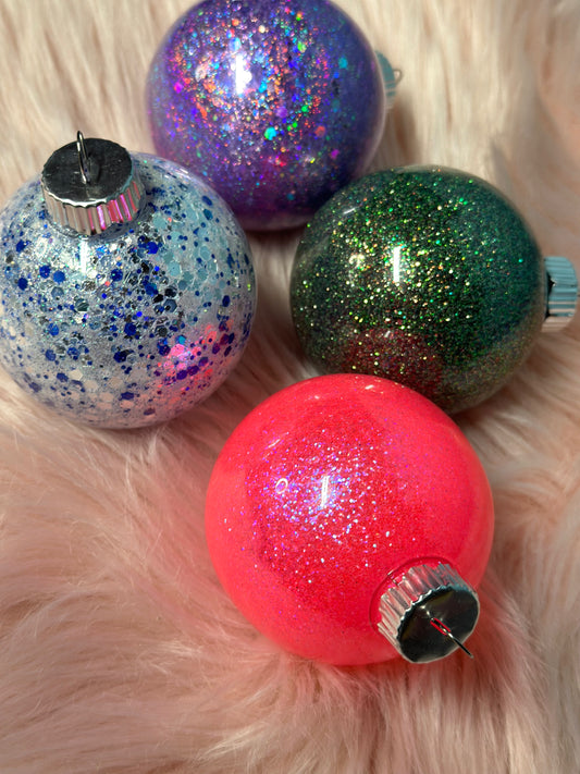 Set of 5 small glitter ornaments